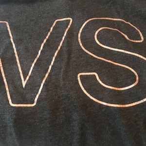 Lightweight sweat shirt